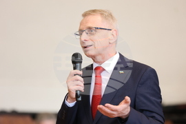 СУ „Св. Климент Охридски” - „Между бунта и закона - тийнейджърите в България” - дискусия