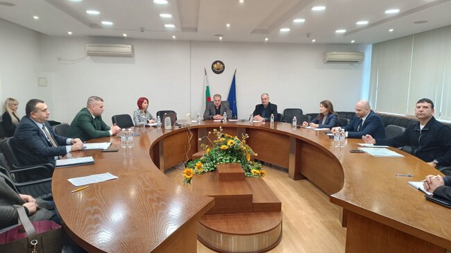 Отчита се повишение от 6 до 10 процента на доставните цени на лекарства, козметика и добавки, каза началникът на териториалния отдел на КЗП Димитър Иванов