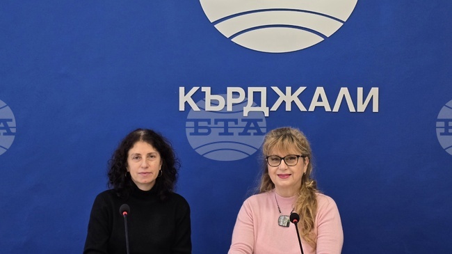 Читалището е институция, която без общността е само сграда, смятат Красимира Стоянова и Ваня Михалева от НЧ „Иван Буюклиев 1926“ в Пчеларово