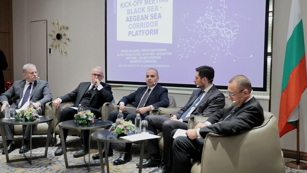 Гроздан Караджов: Заедно с Гърция и Румъния ще търсим общо финансиране за жп линията Солун-София-Букурещ 