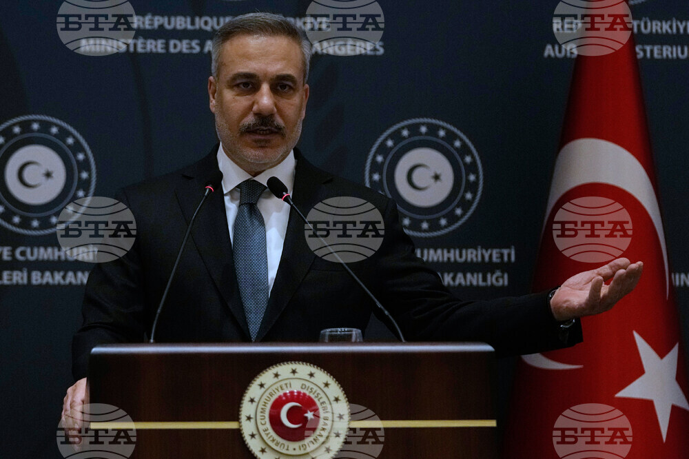 Хакан Фидан е провел телефонни разговори с външните министри на Иран, Ирак, Саудитска Арабия, Катар, Сирия и други страни от региона