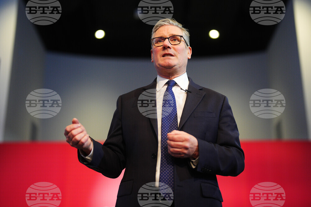 Великобритания работи със съюзниците си, за да попречи на Иран да се сдобие с ядрено оръжие, каза Стармър