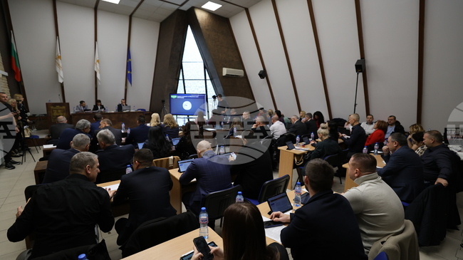 Шест редовни и едно извънредно заседание са провели общинските съветници в Благоевград за второто полугодие на 2025 г.