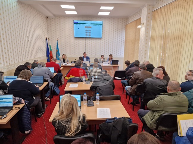 Общинският съвет в Стражица определи размера на трудовите възнаграждения на кметовете в общината