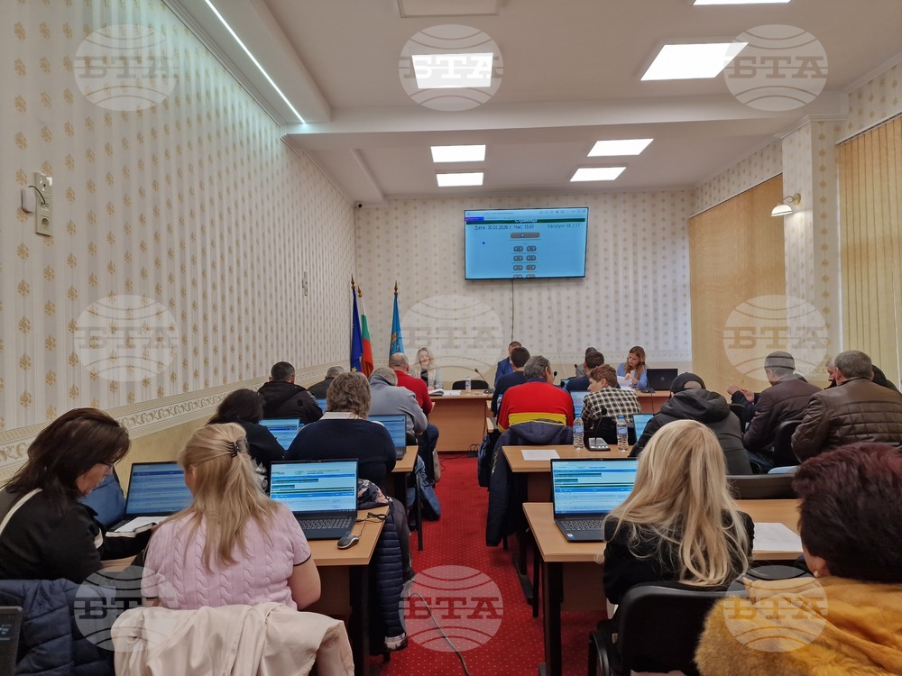 Общинските съветници в Стражица дадоха съгласието си за изпълнение на втора част на проект за реконструкция на площада в село Камен