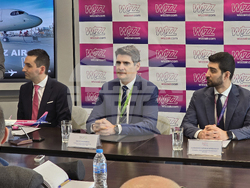 Летище „Васил Левски" - медийно събитие