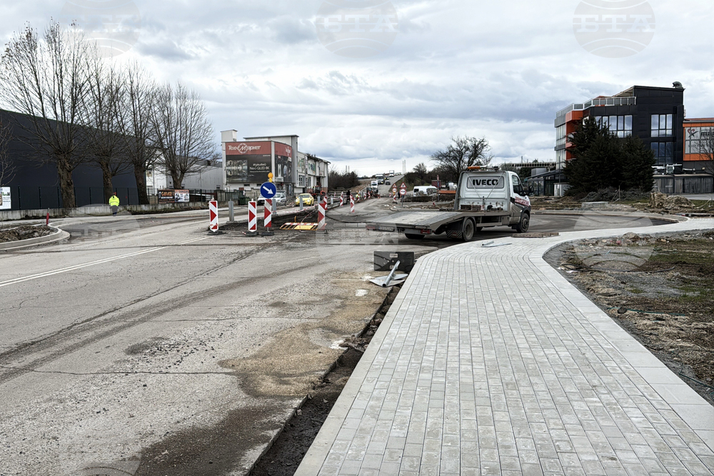 Казанлък - кръгово кръстовище - изграждане