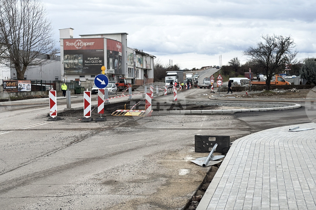 Казанлък - кръгово кръстовище - изграждане