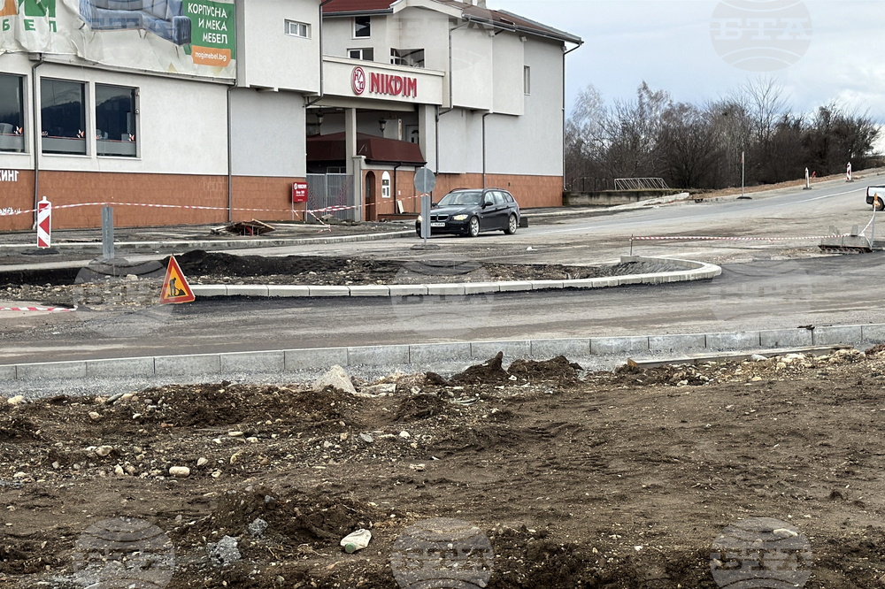 Казанлък - кръгово кръстовище - изграждане