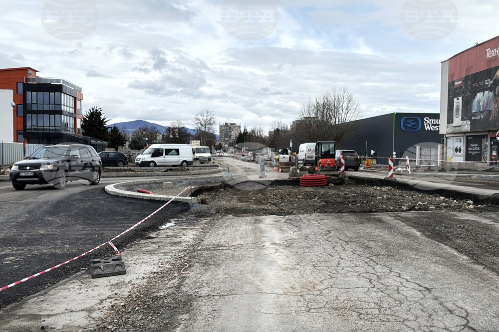 Казанлък - кръгово кръстовище - изграждане