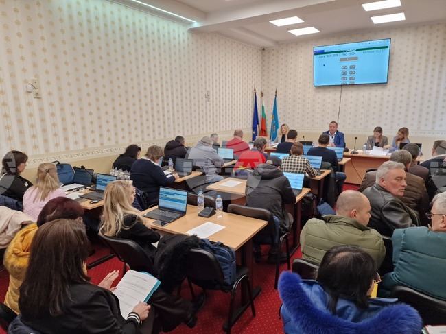 Общинският съвет в Стражица даде съгласие за предоставяне на временни безлихвени заеми за над 129 000 евро