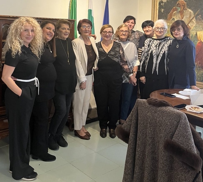 Традиционната среща на женското дружество „Райна Княгиня“ се състоя в Българското посолство в Алжир