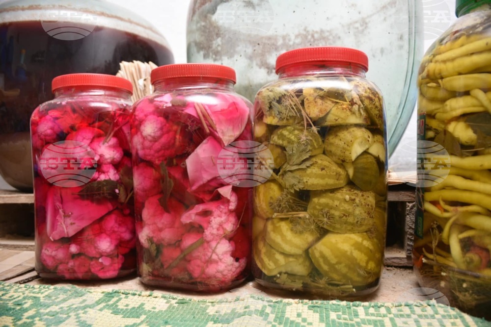 Национален пресклуб на БТА - Букурещ - списание ЛИК - „Читалищата в минало и бъдеще време“ - представяне