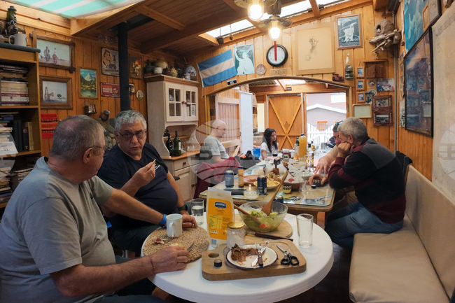 Чили - Пунта Аренас - българска антарктическа експедиция