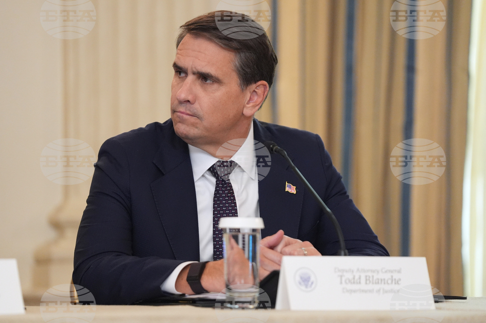 Министерството на правосъдието на САЩ публикува 3 милиона страници от досието си за Джефри Епстийн