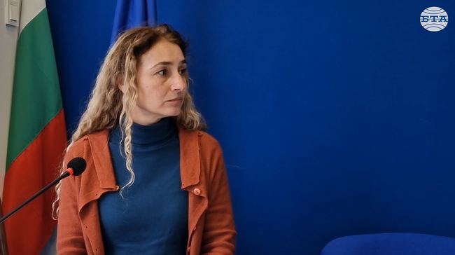 Читалищата обединяват общността и пазят културата, каза секретарят на читалище „Асен Златаров 1940“ в Бургас Диана Радославова