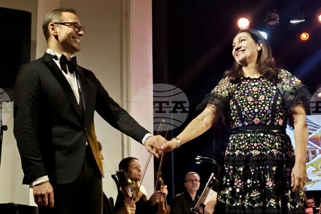 С празничен концерт “Усещане за мюзикъл” и фотоизложба Генерал Тошево отбеляза 66 години от обявяването си за град