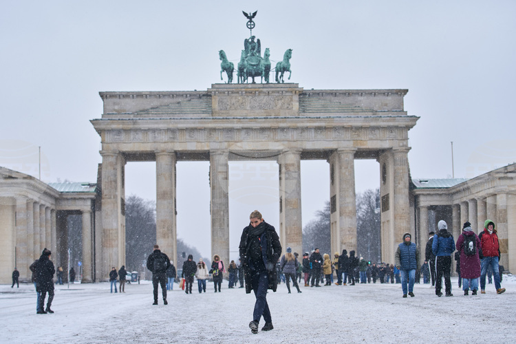 Почти две трети от германците гледат на САЩ като на
