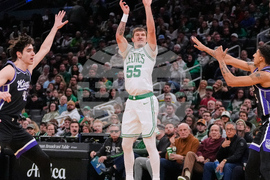 Kings Celtics Basketball