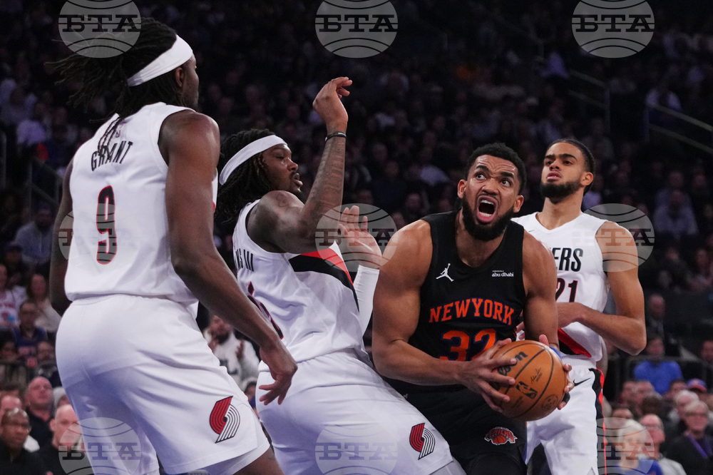 Trail Blazers Knicks Basketball