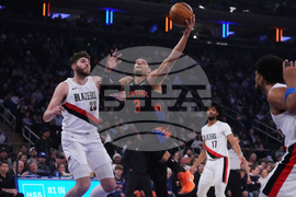 Trail Blazers Knicks Basketball