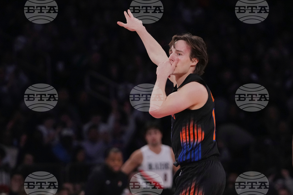 Trail Blazers Knicks Basketball