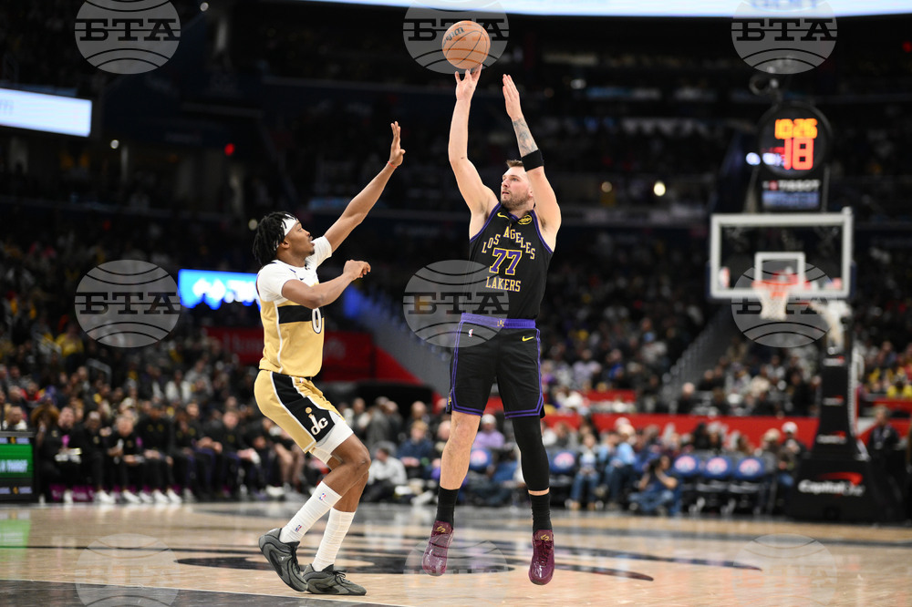 Lakers Wizards Basketball