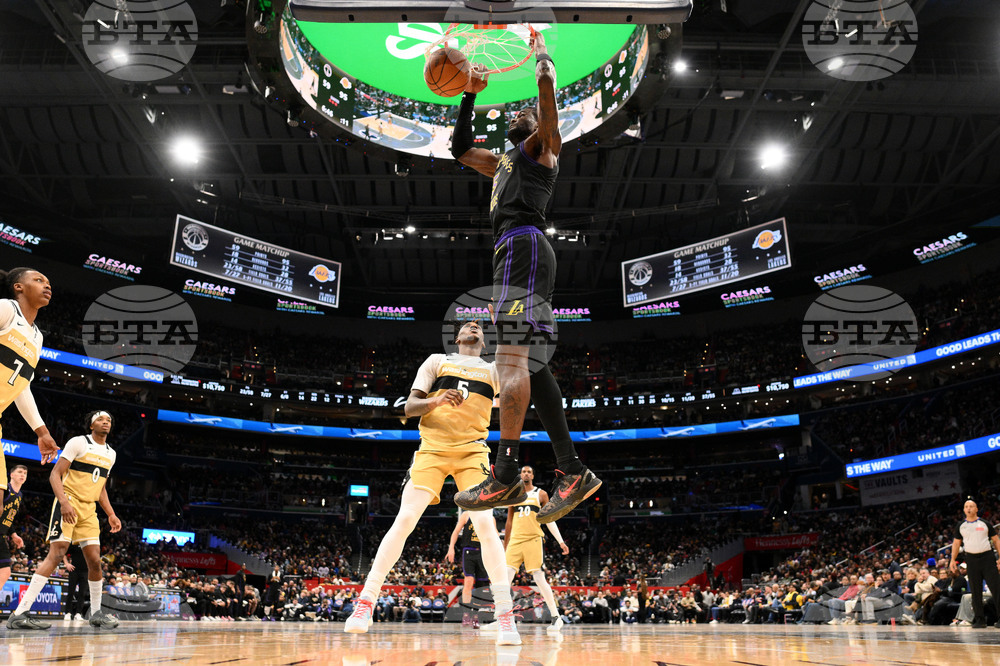 Lakers Wizards Basketball