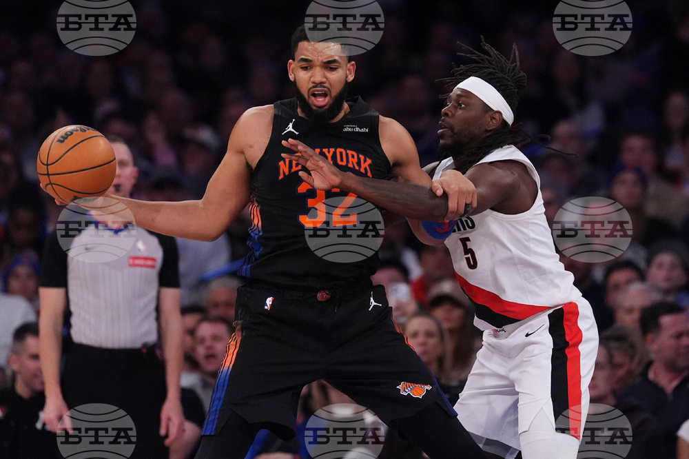 Trail Blazers Knicks Basketball