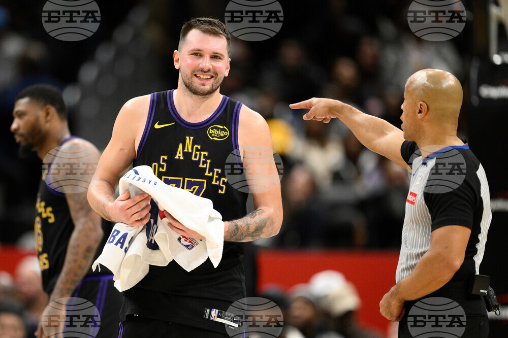 Lakers Wizards Basketball