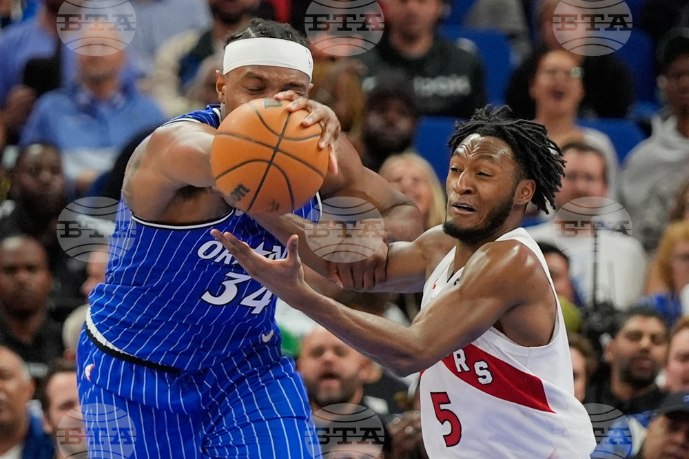 APOPIX Raptors Magic Basketball