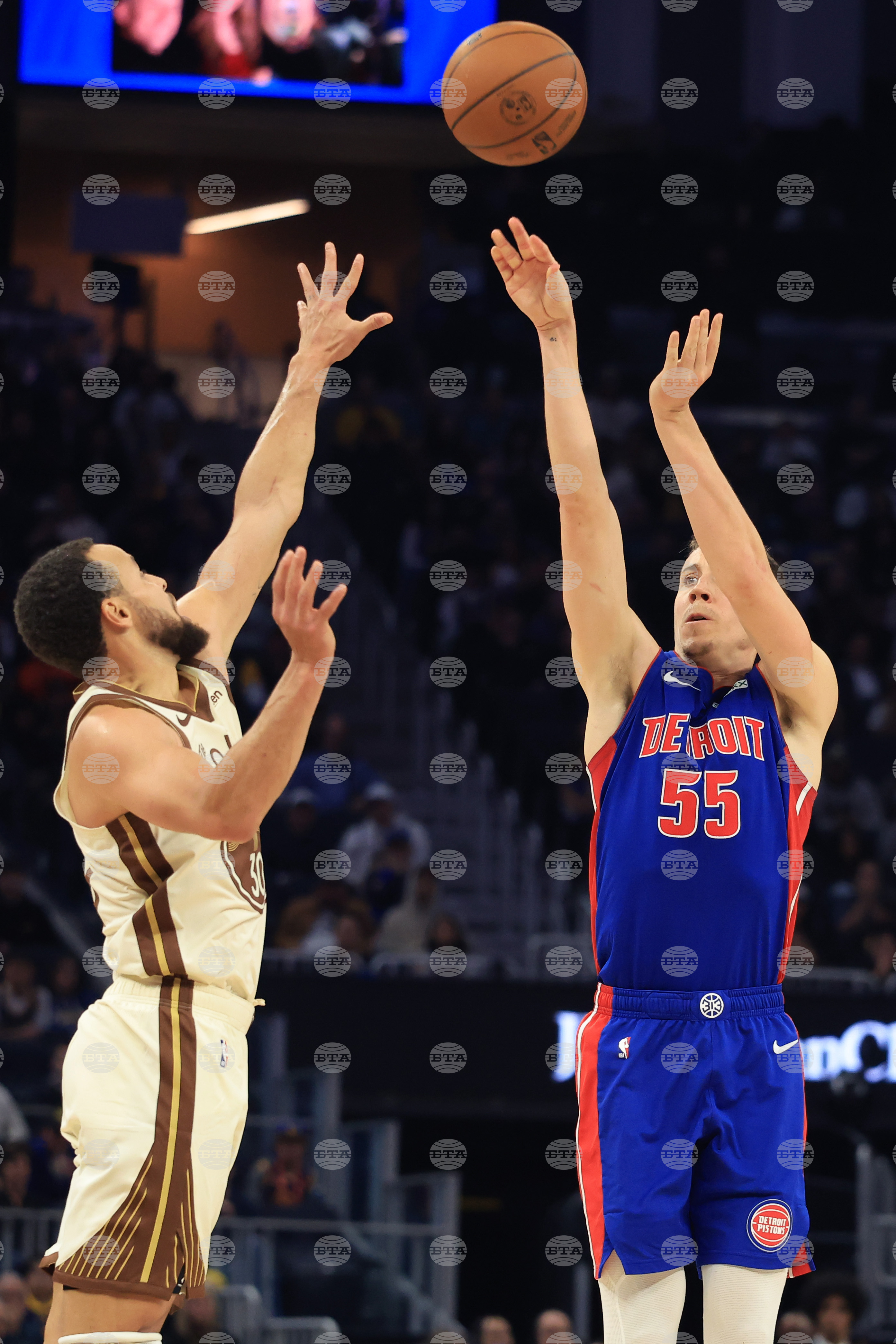 Pistons Warriors Basketball