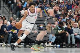 Clippers Nuggets Basketball