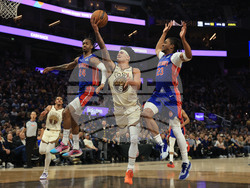 Pistons Warriors Basketball