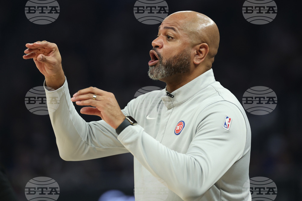 Pistons Warriors Basketball