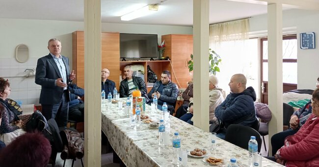Пред кандидати на „ЛЕВИЦАТА!“ във Варна земеделски производители алармираха за съсипвани от ВЕИ-та обработваеми земи