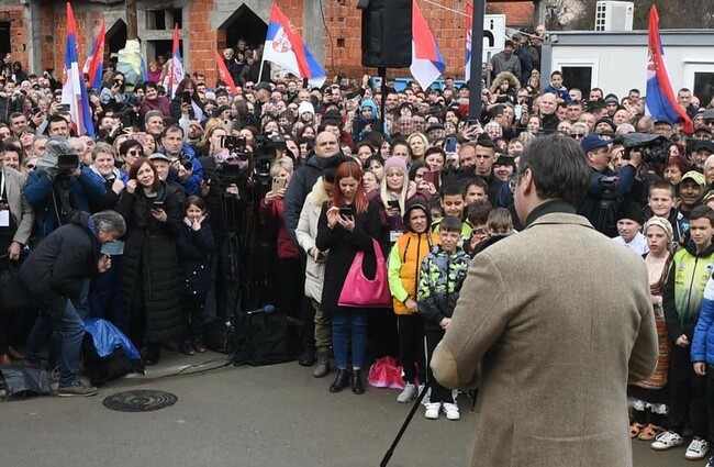 Радвам да видя, че няма разлика между българи и сърби, каза сръбският президент в Босилеград