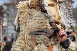 Трън - Зимен празник - маскараден фестивал