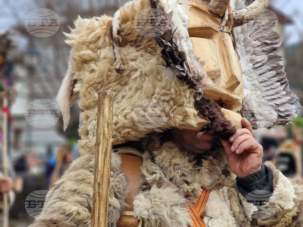 Трън - Зимен празник - маскараден фестивал