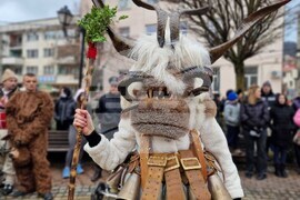Трън - Зимен празник - маскараден фестивал
