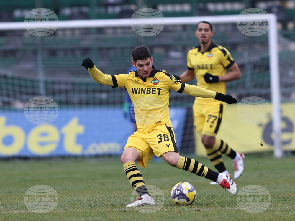 Пловдив - футбол - „Ботев“ Пловдив - Севлиево - контролна среща