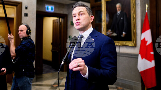 Опозиционната Консервативна партия в Канада остави с гласуване Поалиевр на лидерския пост