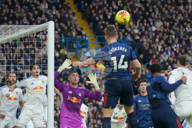 Илия Груев започна за Лийдс при загубата от Арсенал във Висшата лига