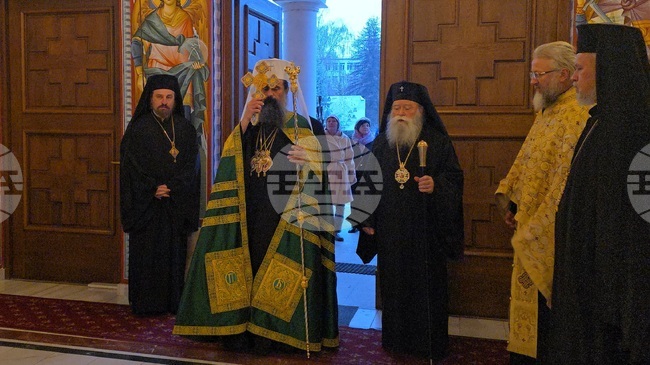 Ловчанският митрополит Гавриил е един от утвърдените митрополити на Българската православна църква, каза патриарх Даниил 