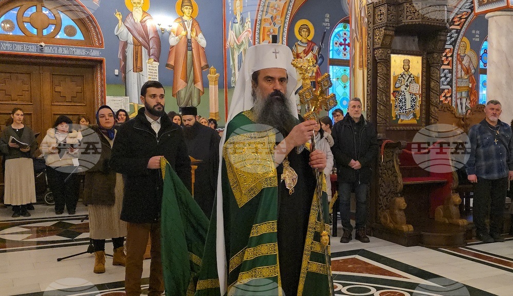 Със света литургия, възглавена от патриарх Даниил, ще бъдат отбелязани 25 години от избора на митрополит Гавриил начело на Ловчанска епархия