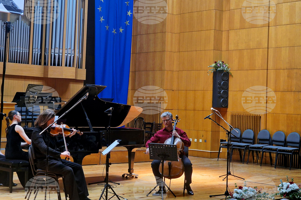 Пазарджик - „Зимни музикални вечери" - концерт