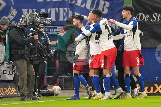 Хамбургер ШФ измъкна точка от Байер Мюнхен, баварците са без победа в два поредни кръга в Бундеслигата