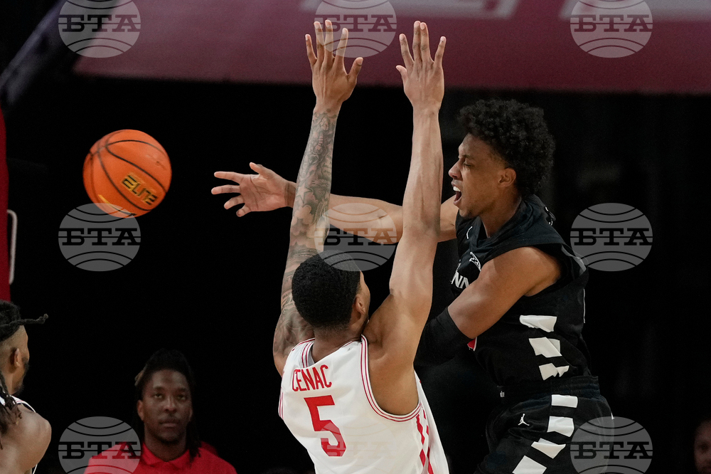 Cincinnati Houston Basketball