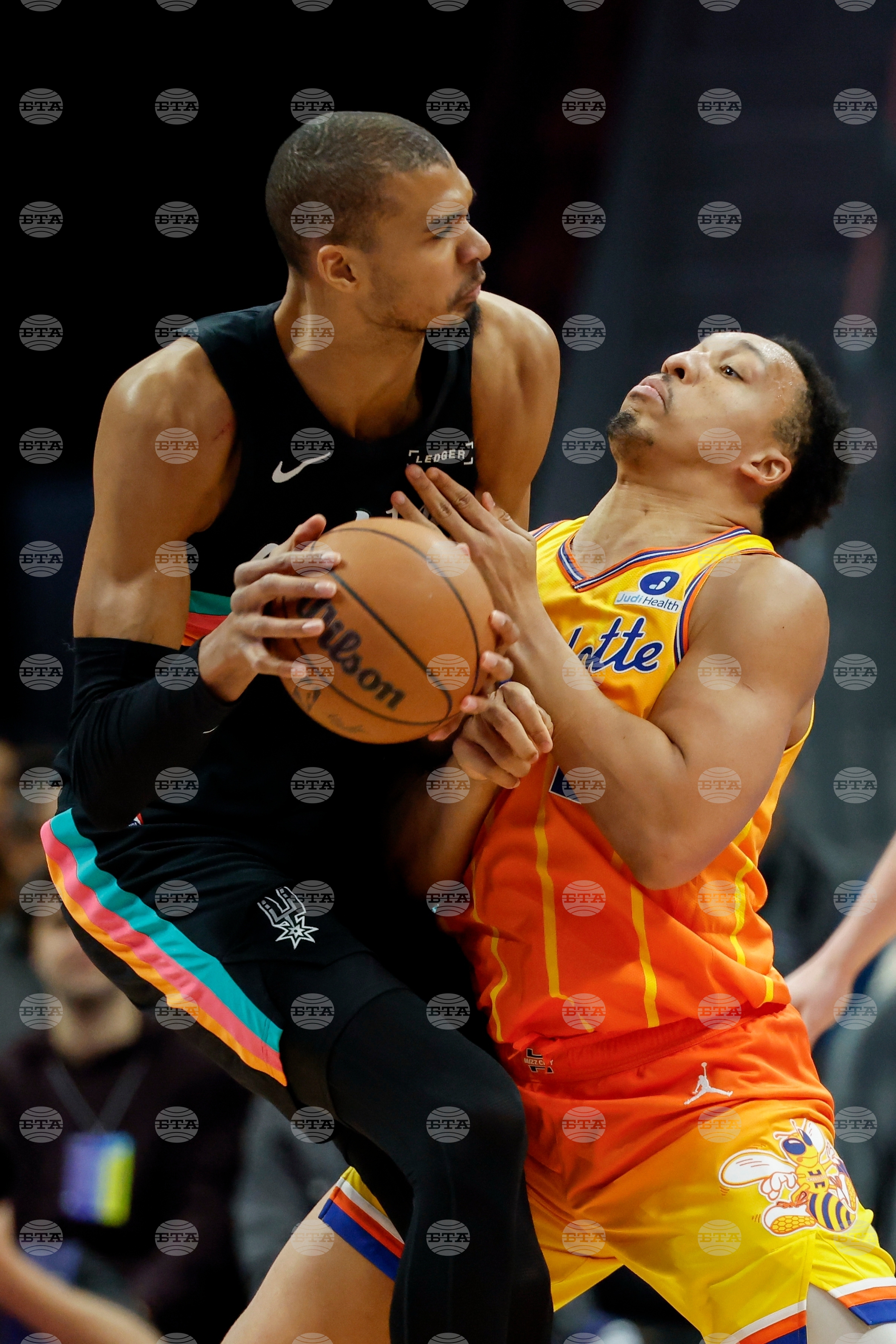 Spurs Hornets Basketball