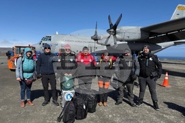 Остров Кинг Джордж - Антарктида - българска антарктическа експедиция - отплаване